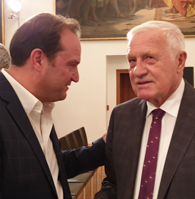 mit Vaclav Klaus, Ministerpräsident (1992-1998) und Staatspräsident (2003-2013) der Tschechischen Republik